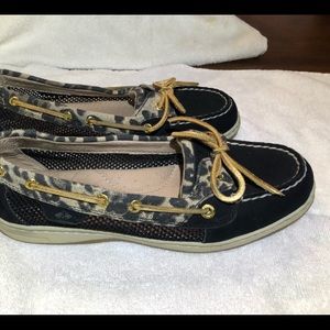 Sperry boat shoes